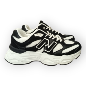 Alternative view of SNEAKERS